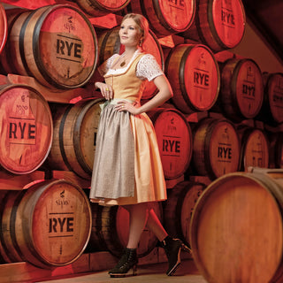 Grüne Stiefelette aus Wildleder zum Dirndl und für Oktoberfest