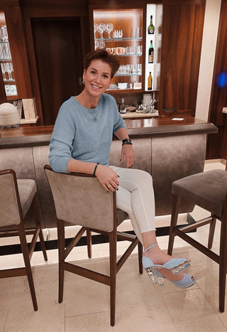 Hellblaue Pumps mit durchsichtigem high heel