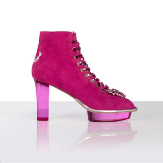 Pinke Stiefelette für Damen aus Wild-Leder mit transparentem Absatz zum Dirndl oder Abendkleid