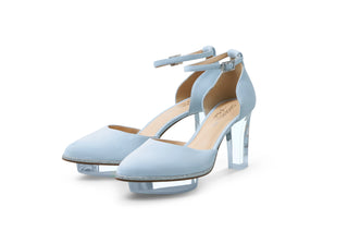 Hellblaue Designer Pumps aus Leder mit transparentem Plexi-Absatz, auch als Brautschuhe geeignet aus München