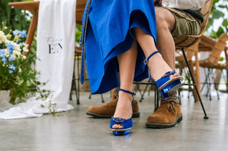 ROYALS königsblaue Peeptoes Riemchenpumps