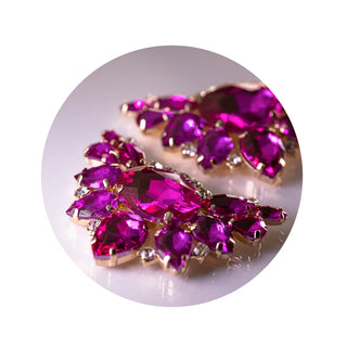 Broschen MAGENTA mit goldenem Untergrund