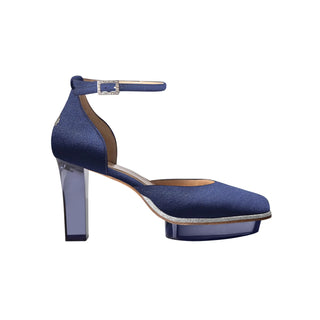 Pumps in dunkelblau mit transparentem Plexi-Absatz für Damen zum Abendkleid.